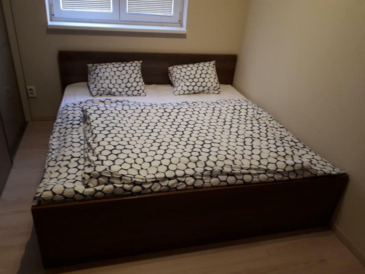 Utulny Apartman V Bratislava 15 외부 사진